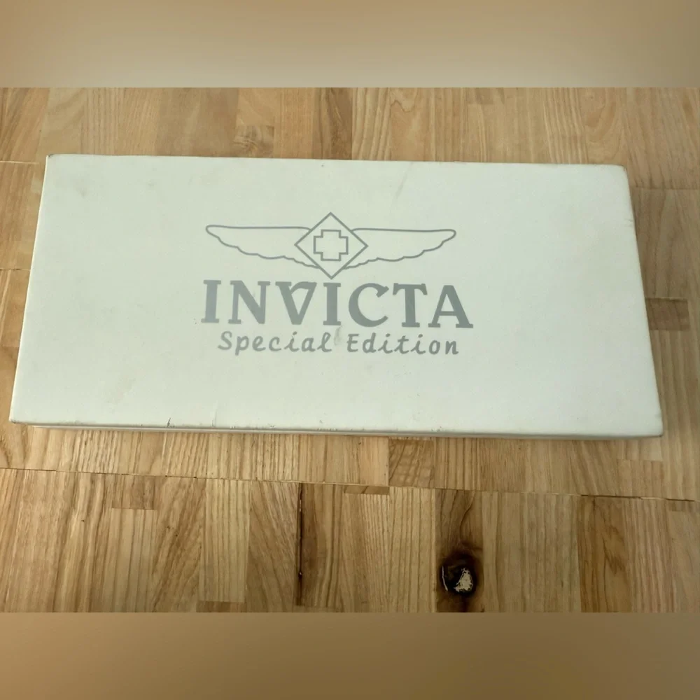 Invicta Lupah special edition watch with interchangeable leather strap